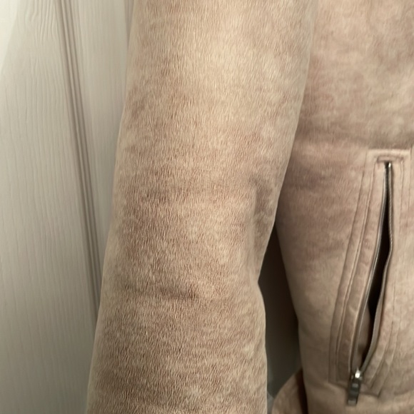 AF Abercrombie and Fitch vegan Moto jacket size large in cream - Picture 5 of 6